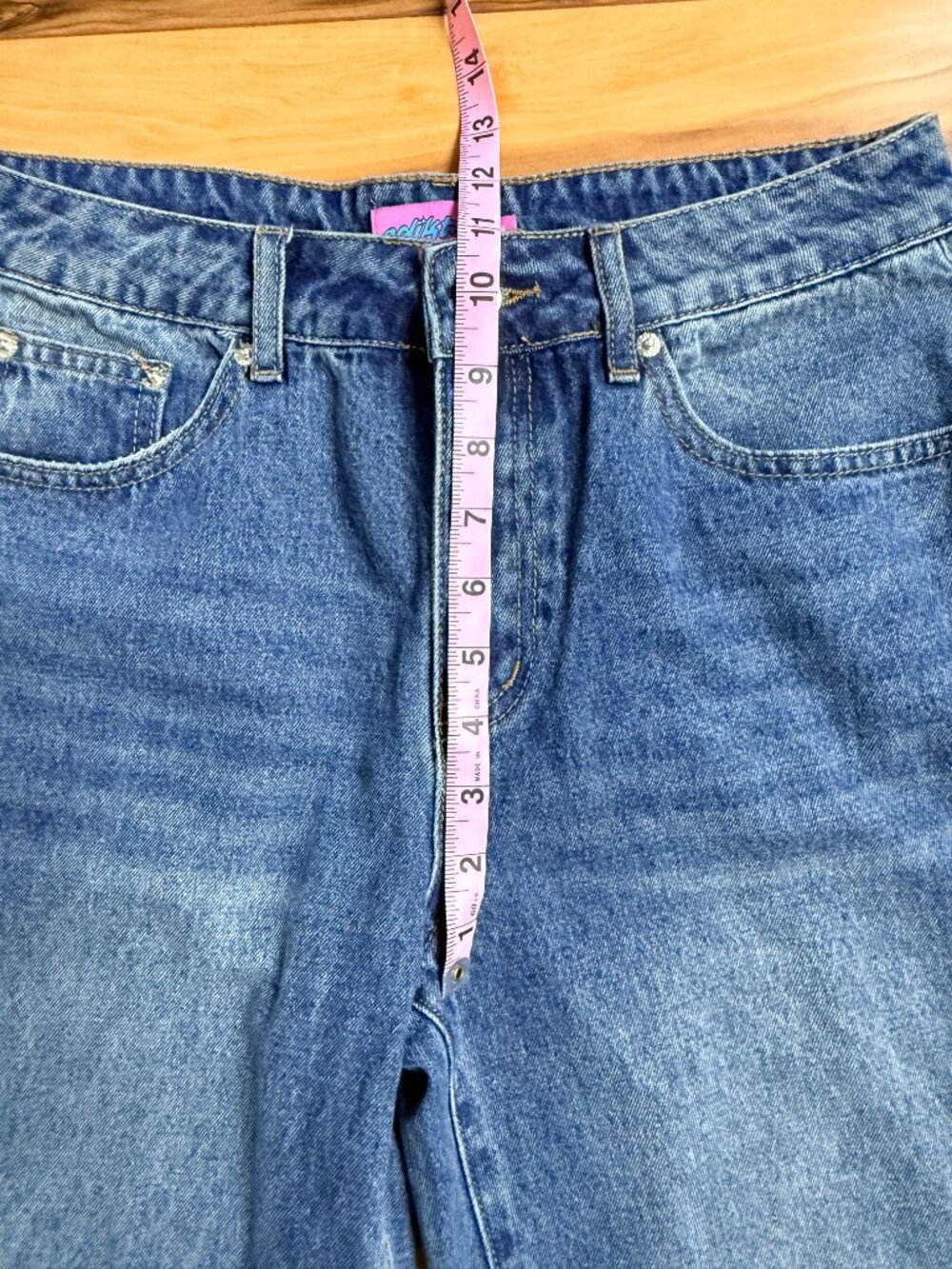 Edikted Karie Mid Rise Baggy Jeans Size M NWT - Picture 5 of 7